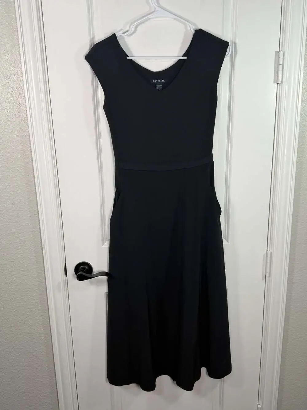 Athleta Ryder Ribbed Cutout Midi Dress Black Size SP - Picture 1 of 7
